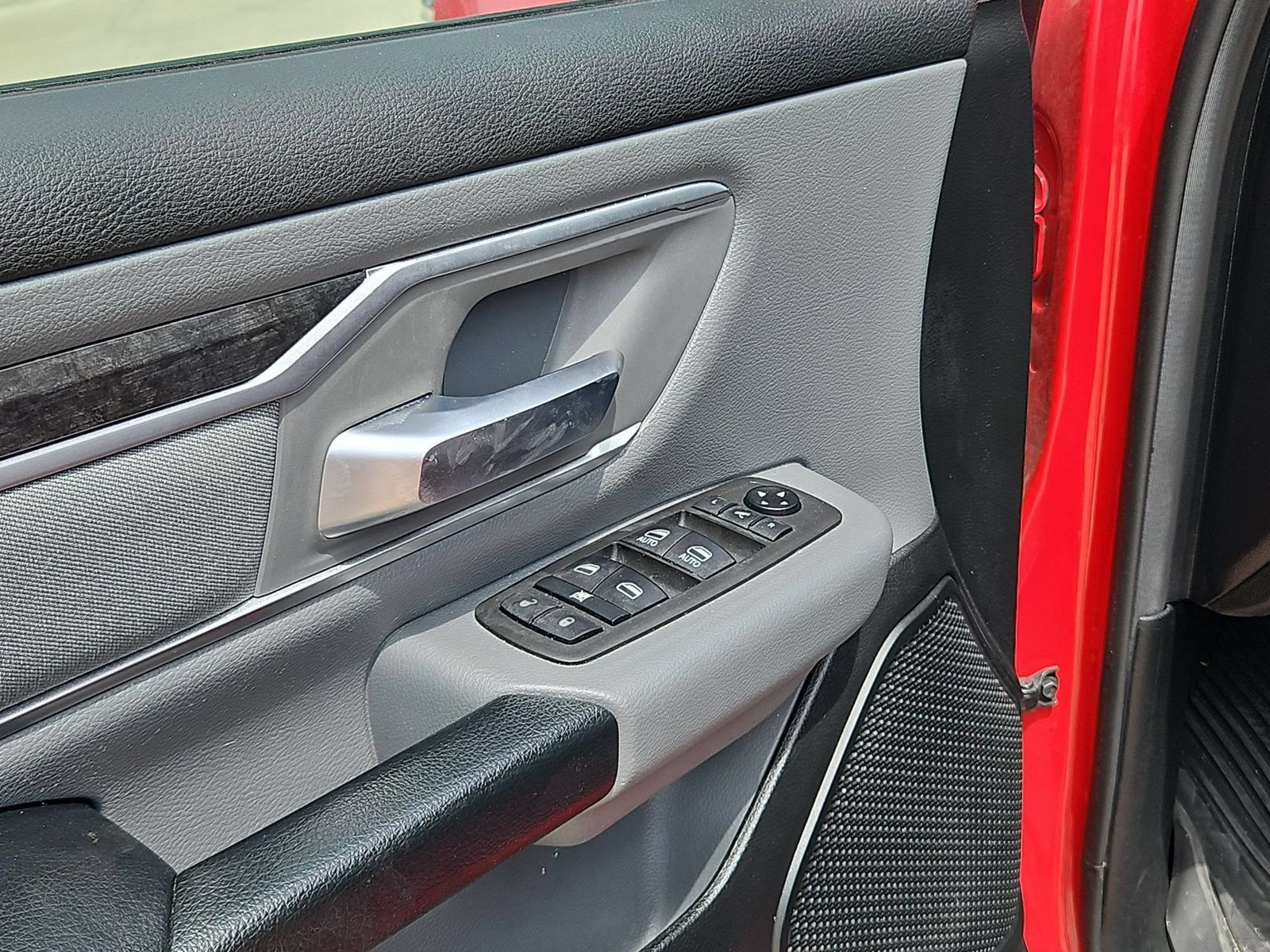Used 2021 RAM 1500 Lone Star RWD image 12