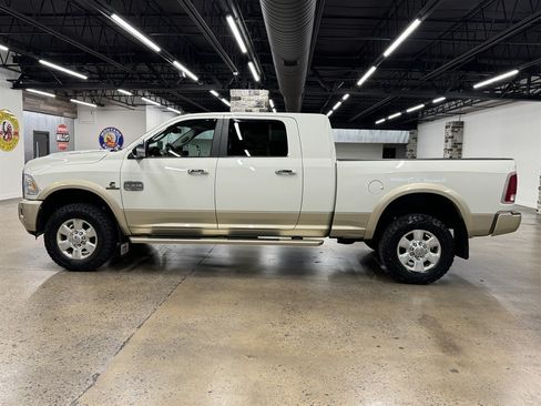 Used 2016 RAM 2500 Longhorn w/ Convenience Group AWD/4WD image 2
