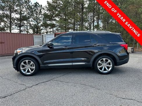 Certified 2020 Ford Explorer Platinum w/ Premium Technology Package image 4