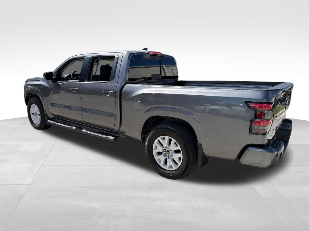 Used 2024 Nissan Frontier SV RWD image 5