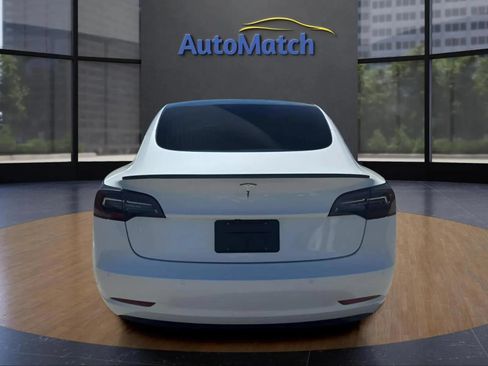 Used 2020 Tesla Model 3 Standard Range Plus RWD image 9