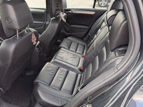 Used 2012 Volkswagen Golf R 4-Door image 12