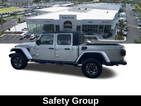 Used 2021 Jeep Gladiator Mojave w/ Dual Top Group AWD/4WD image 11