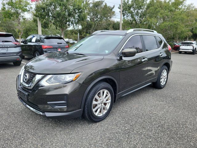 Used 2017 Nissan Rogue SV FWD image 4