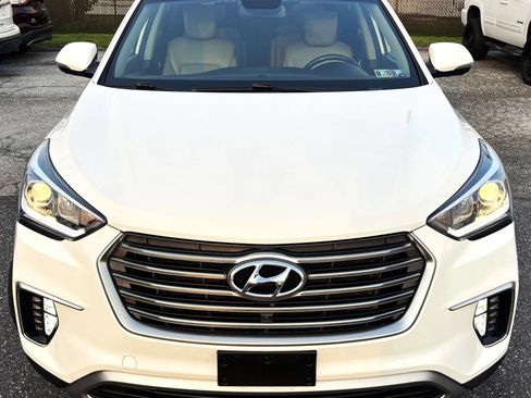 Used 2019 Hyundai Santa Fe XL AWD/4WD image 2