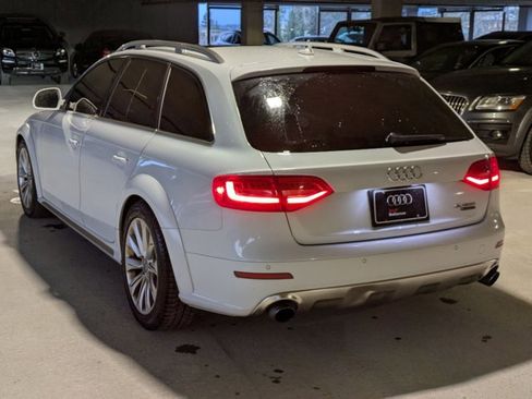 Used 2016 Audi A4 Premium Plus w/ Technology Package image 7