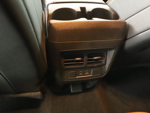 Used 2023 GMC Canyon AT4 w/ Technology Package image 24