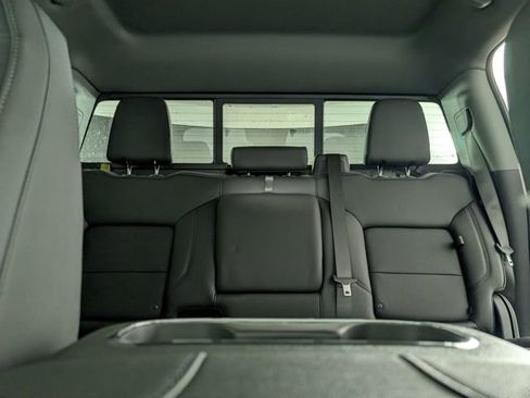 New 2025 GMC Sierra 1500 Elevation w/ Elevation Premium Package AWD/4WD image 24