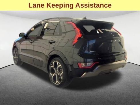 Used 2024 Kia Niro EX Touring FWD image 8