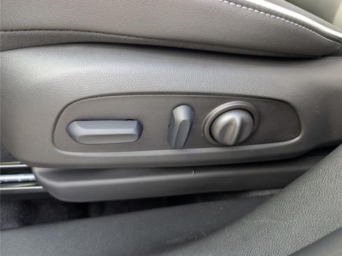 New 2026 Buick Encore GX Avenir w/ Avenir Convenience Package FWD image 21