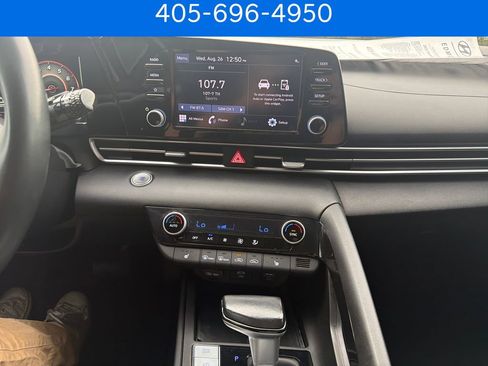 Certified 2021 Hyundai Elantra SEL w/ Convenience + Premium Package FWD image 28