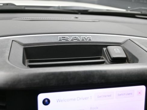 Used 2022 RAM 1500 Big Horn AWD/4WD image 8