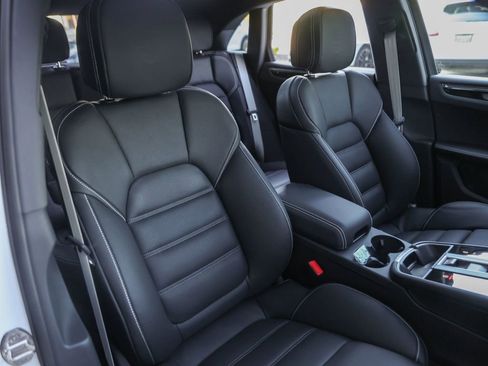 New 2026 Porsche Macan S image 41