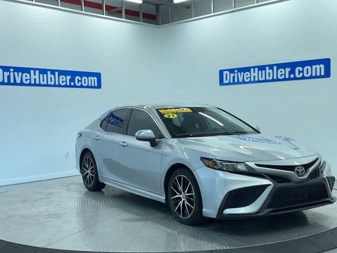 Used 2021 Toyota Camry SE image 5