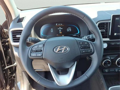 New 2026 Hyundai Venue SEL FWD image 12