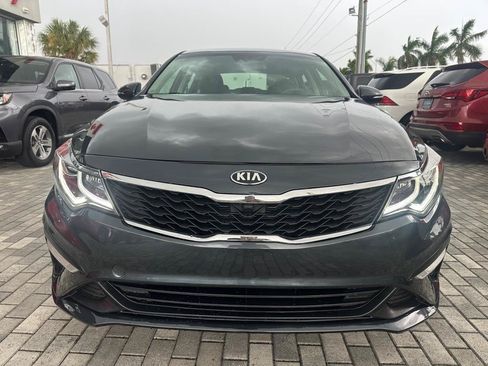Used 2019 Kia Optima LX FWD image 2