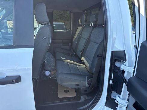 New 2026 Ford F250 XL w/ XL Off-Road Package image 10