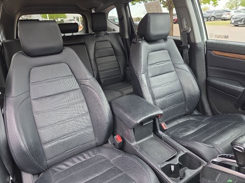 Used 2018 Honda CR-V Touring image 24