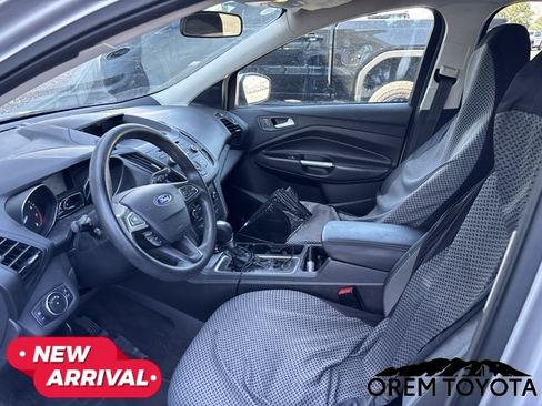Used 2017 Ford Escape SE FWD image 10