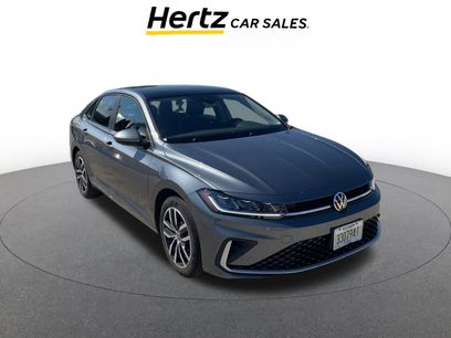 Used 2025 Volkswagen Jetta SE