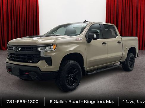 Used 2022 Chevrolet Silverado 1500 LT Trail Boss w/ LT Trail Boss Premium Package AWD/4WD image 1
