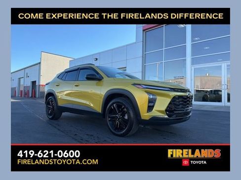 Used 2024 Chevrolet Trax ACTIV w/ Sunroof Package image 1