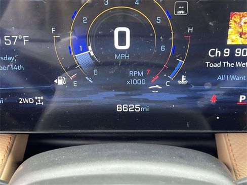 Certified 2025 Chevrolet Equinox ACTIV w/ Safety and Technology Package image 33