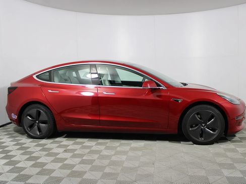 Used 2018 Tesla Model 3 Performance AWD/4WD image 2