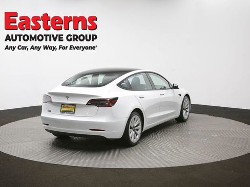 Used 2023 Tesla Model 3 Standard Range image 38
