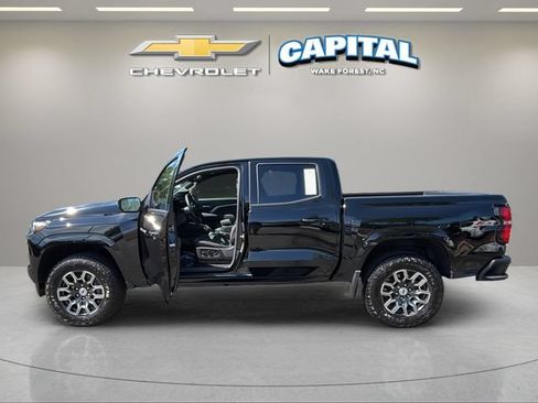 Used 2026 Chevrolet Colorado Z71 w/ Technology Package AWD/4WD image 13