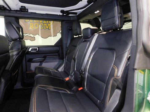 Used 2024 Ford Bronco Badlands image 80