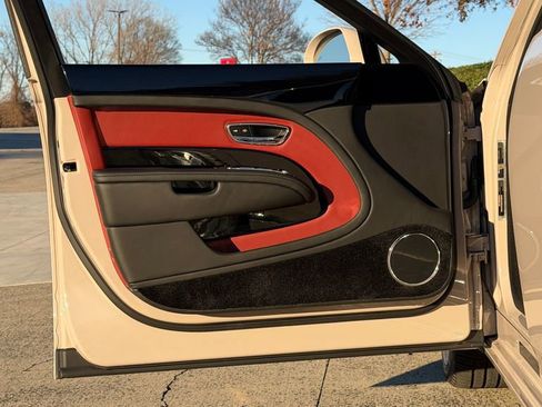 Used 2019 Bentley Mulsanne image 13