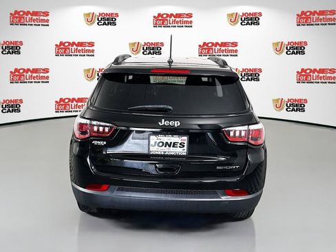 Used 2017 Jeep Compass Sport FWD image 14