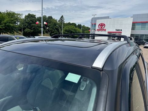 Used 2023 Toyota Highlander XLE AWD/4WD image 48