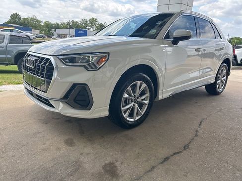 Used 2022 Audi Q3 2.0T Premium Plus AWD/4WD image 4