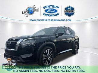 Used 2025 Nissan Pathfinder Platinum w/ Cargo Package FWD 360° Tour