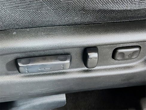 Used 2022 Honda Pilot Sport image 17