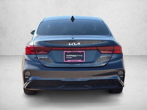 Used 2024 Kia Forte LXS FWD image 6