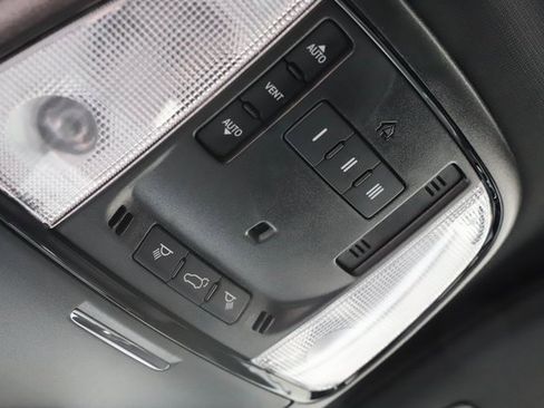 Used 2025 Dodge Durango GT image 40