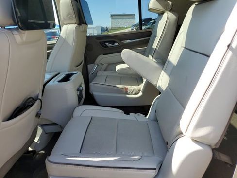 Used 2021 GMC Yukon Denali w/ Denali Ultimate Package AWD/4WD image 26
