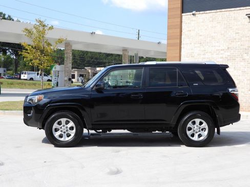 Used 2016 Toyota 4Runner 2WD SR5 image 24