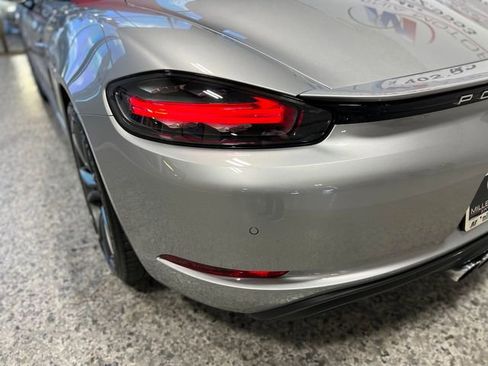 Used 2017 Porsche 718 Boxster RWD image 58
