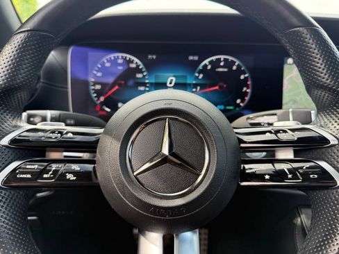 Certified 2022 Mercedes-Benz E 450 4MATIC Coupe image 33