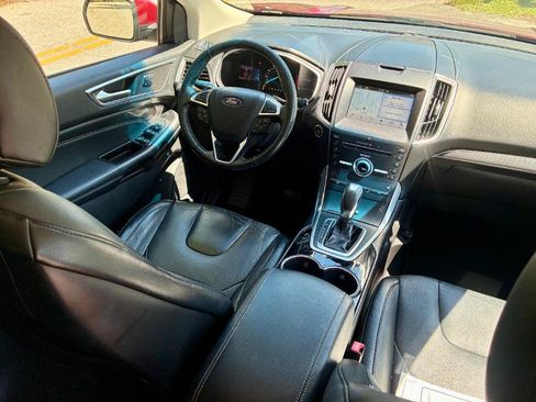 Used 2016 Ford Edge Titanium w/ Technology Package FWD image 5