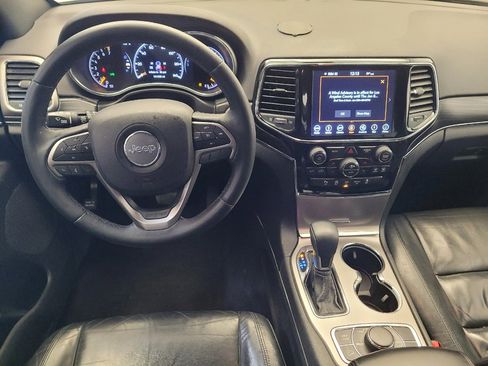 Used 2019 Jeep Grand Cherokee Limited image 22