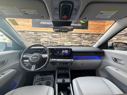 Used 2024 Hyundai Kona Limited image 16