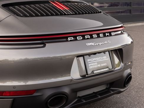 Certified 2024 Porsche 911 Targa 4S w/ Premium Package AWD/4WD image 13