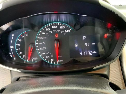 Used 2020 Chevrolet Sonic LT FWD image 23