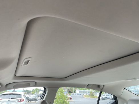 Used 2019 Nissan Altima 2.5 Platinum FWD image 10
