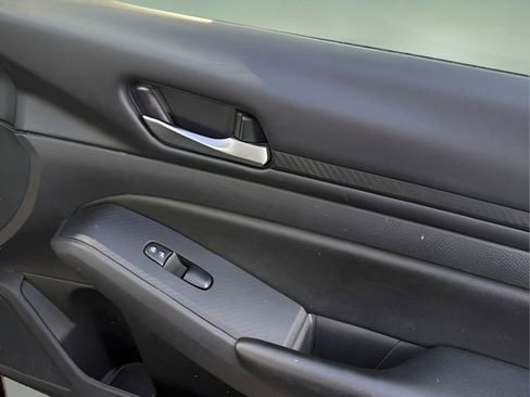 Used 2022 Nissan Altima 2.5 S image 15